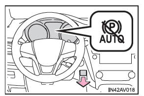 Toyota Avensis. Modus für die automatische Betätigung der Feststellbremse (Fahrzeuge mit Schaltgetriebe)