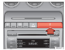 Seat Exeo. Abb. 118 Ausschnitt aus Instrumententafel: Getränkehalter